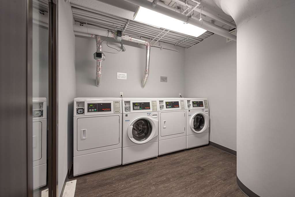Luminn Hotel Minneapolis, Ascend Hotel Collection Servis gambar